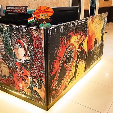 Hotel Crossroads Calcutta  Esterno foto