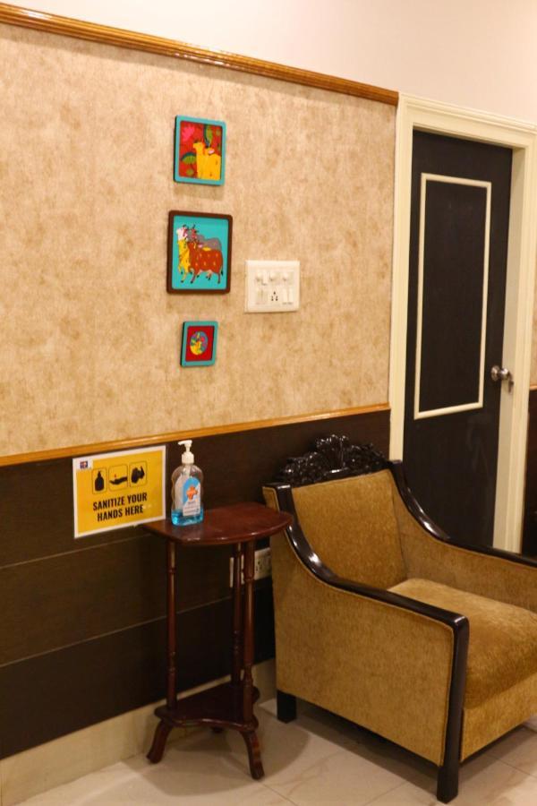 Hotel Crossroads Calcutta  Esterno foto