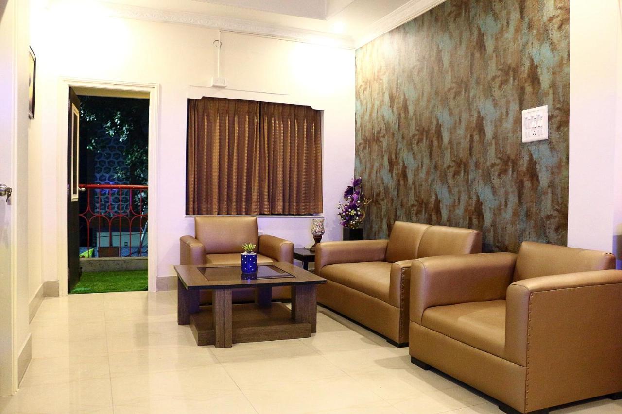 Hotel Crossroads Calcutta  Esterno foto